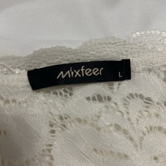 Classy lace wedding or summer dress - Picture 6 of 6